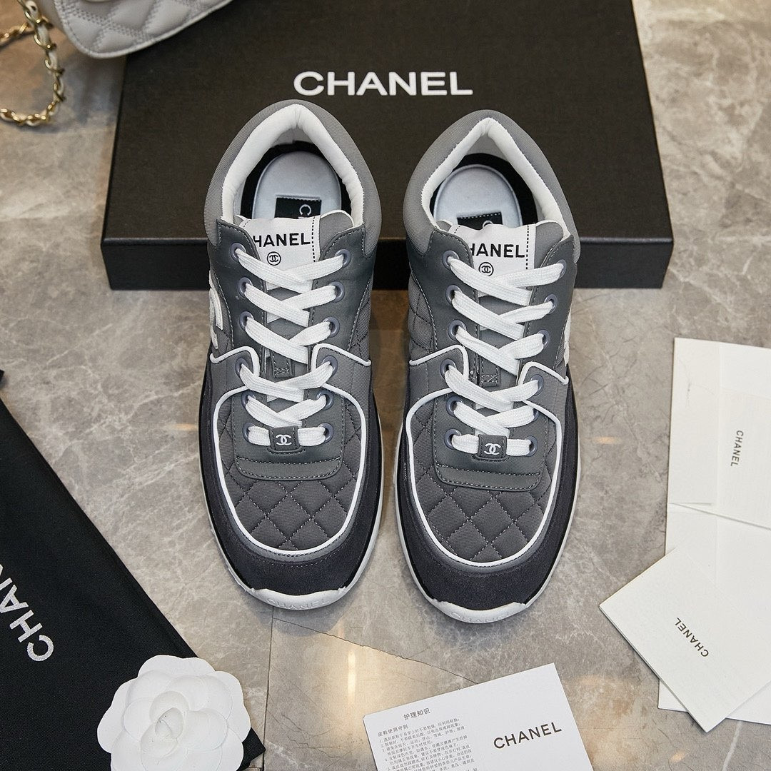 UA Ch**el SNEAKERS