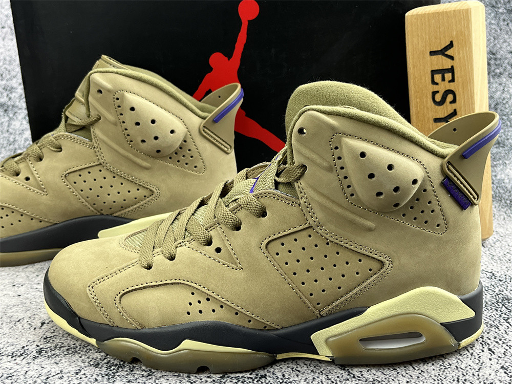 UA WMNS AIR JORDAN 6 RETRO GORE-TEX 