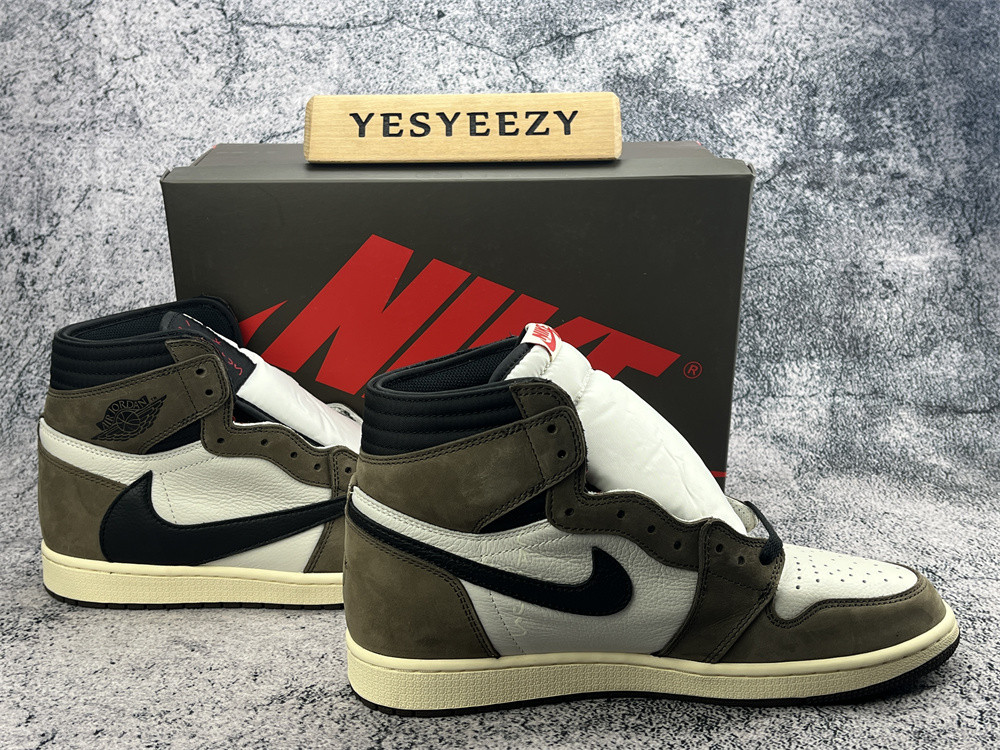 UA TRAVIS SCOTT X AIR JORDAN 1 RETRO HIGH OG 