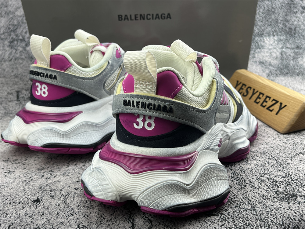 UA Cargo Sneaker Pink
