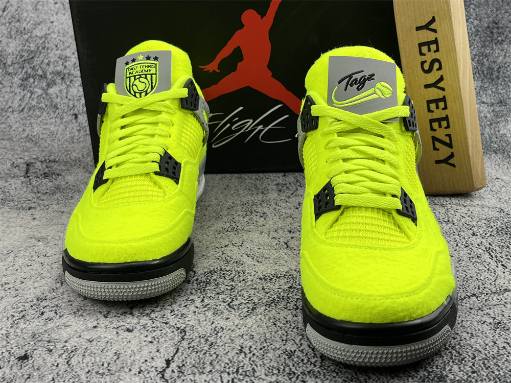 UA AIR JORDAN 4 RETRO GREEN