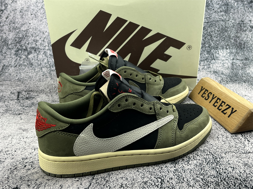 UA TRAVIS SCOTT X AIR JORDAN 1 LOW OG SP 'BLACK OLIVE'