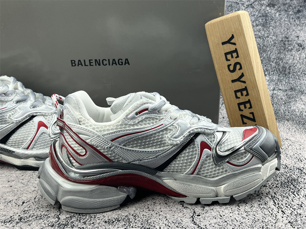 UA RUNNER GREY WHITE RED