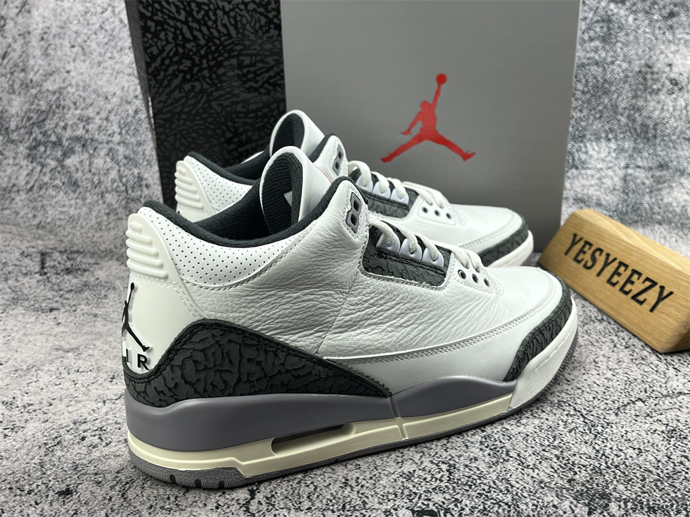 UA AIR JORDAN 3 RETRO 