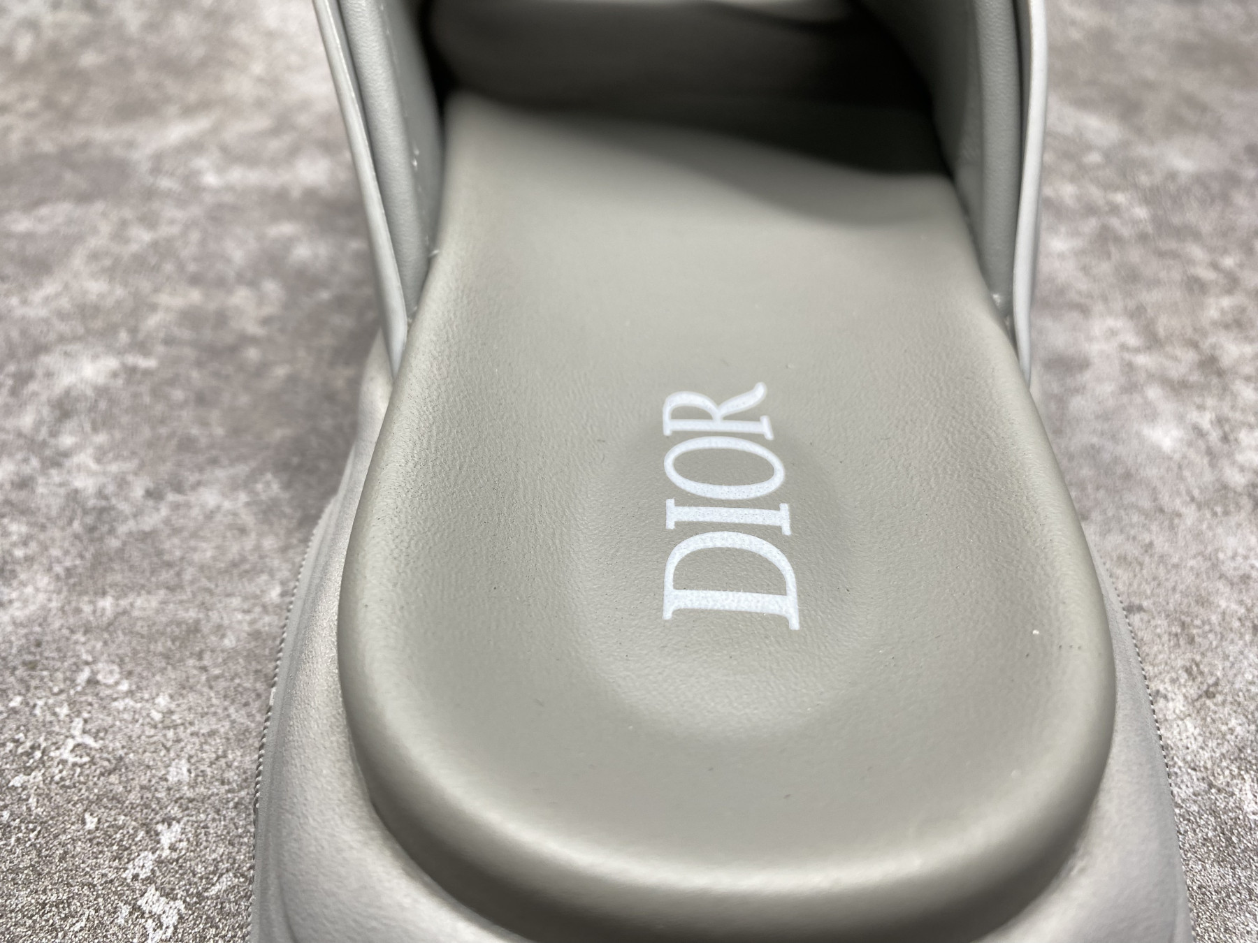 UA D10r Sandal