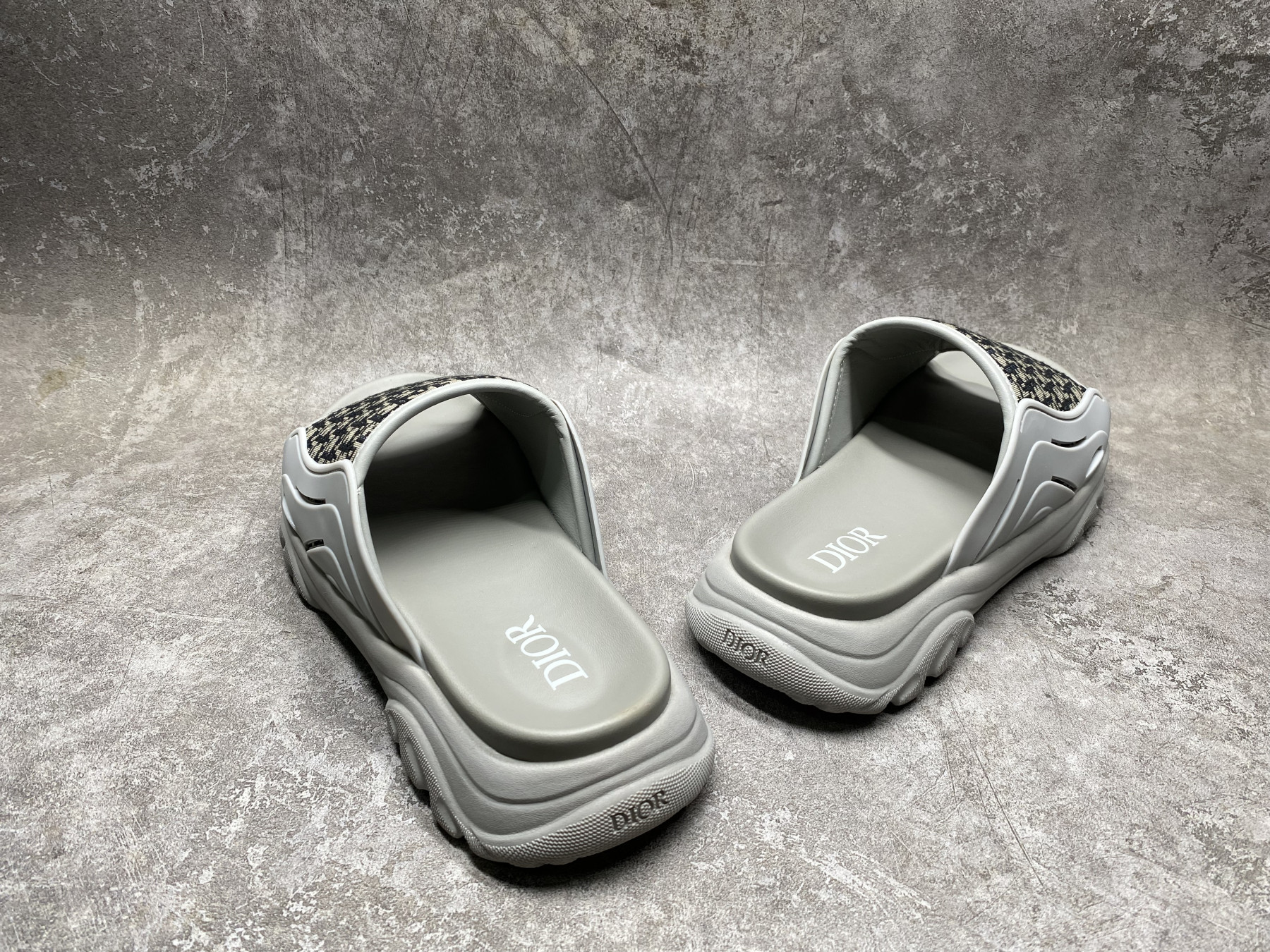 UA D10r Sandal