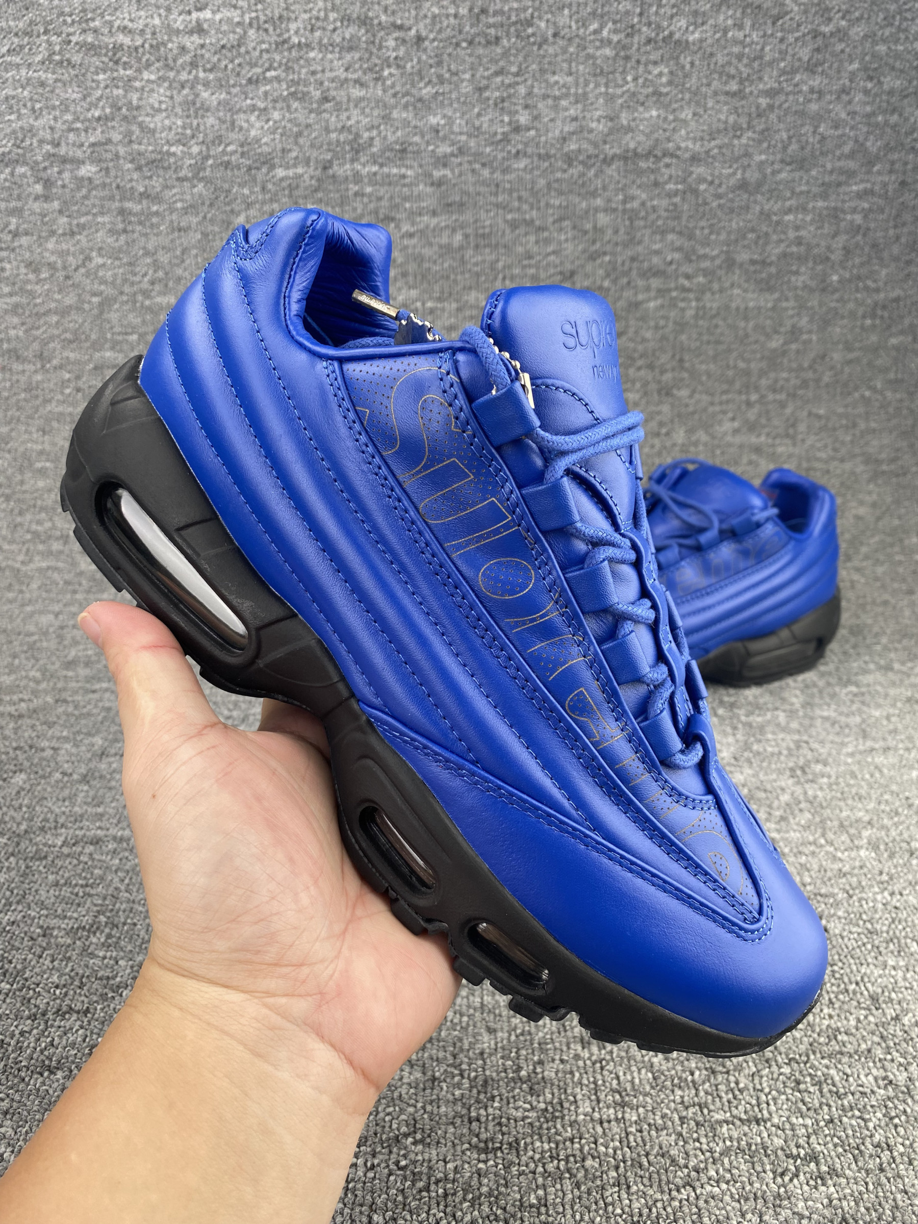UA NIKE Air Max 95