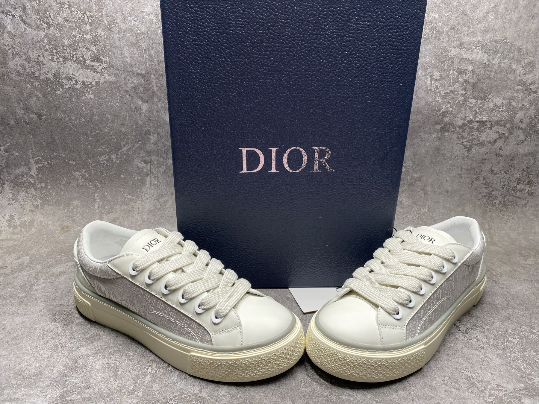 UA D10r B33 Sneaker