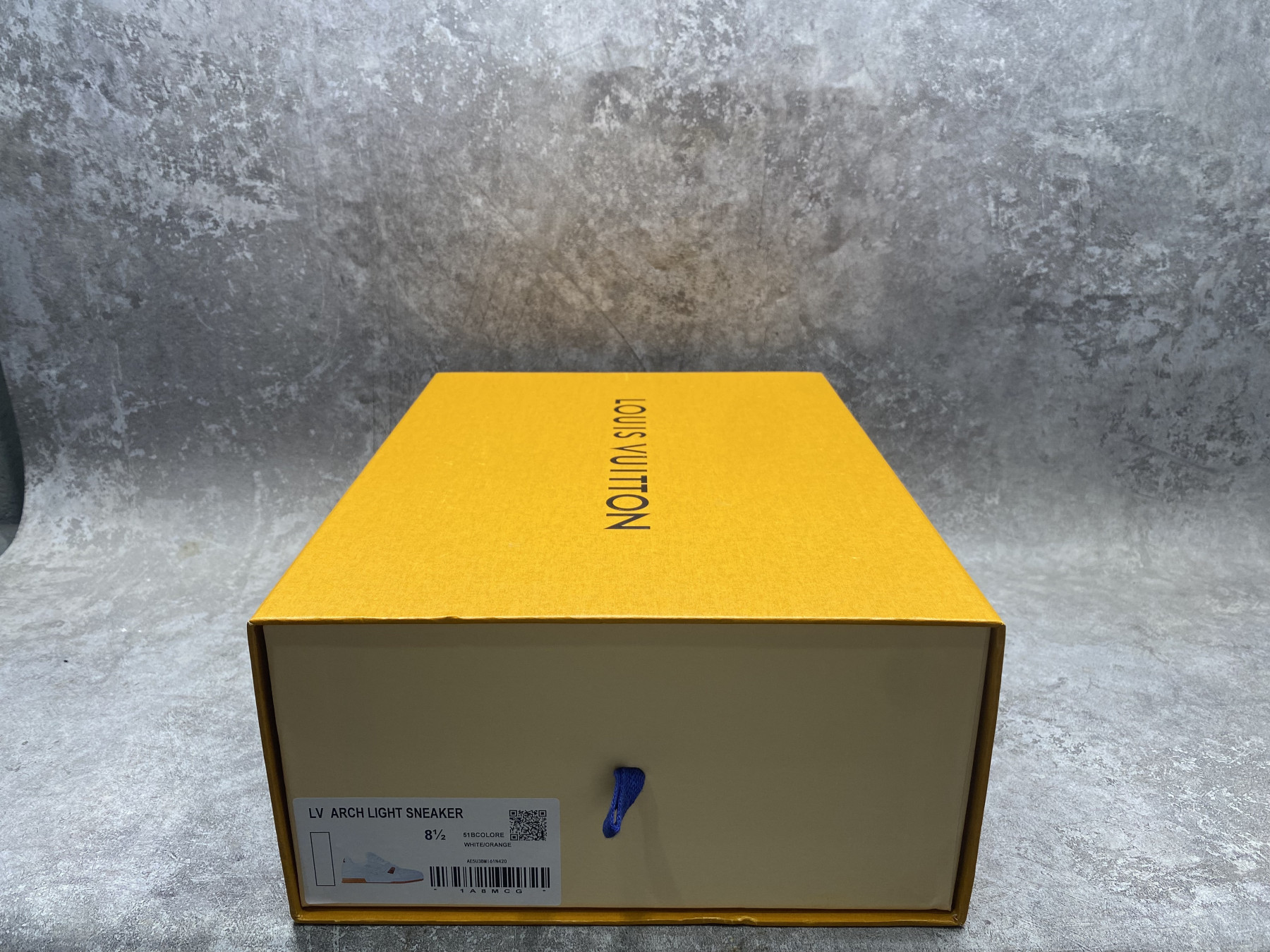 UA LV trainer Sneakers