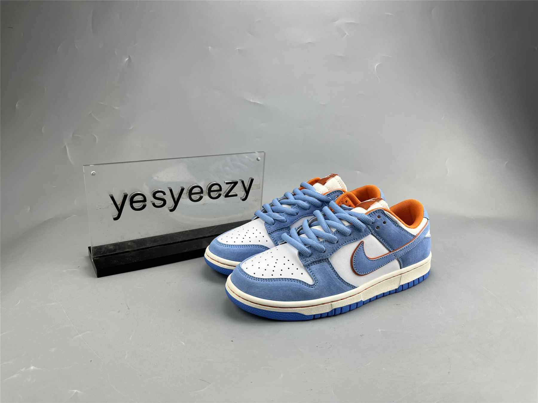 UA NIKE DUNK LOW BLUE ORANGE