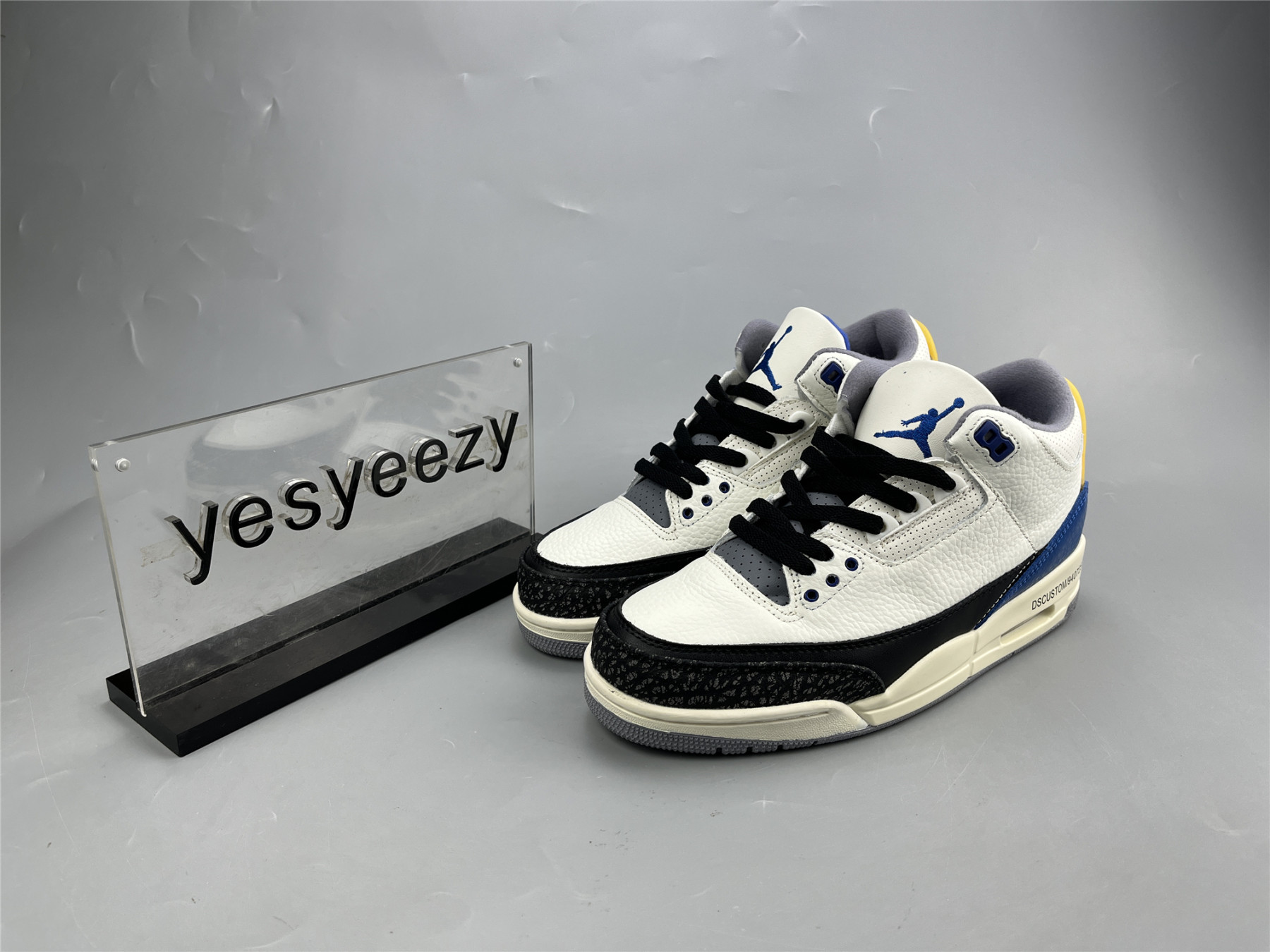 UA AIR JORDAN 3 RETRO GS 