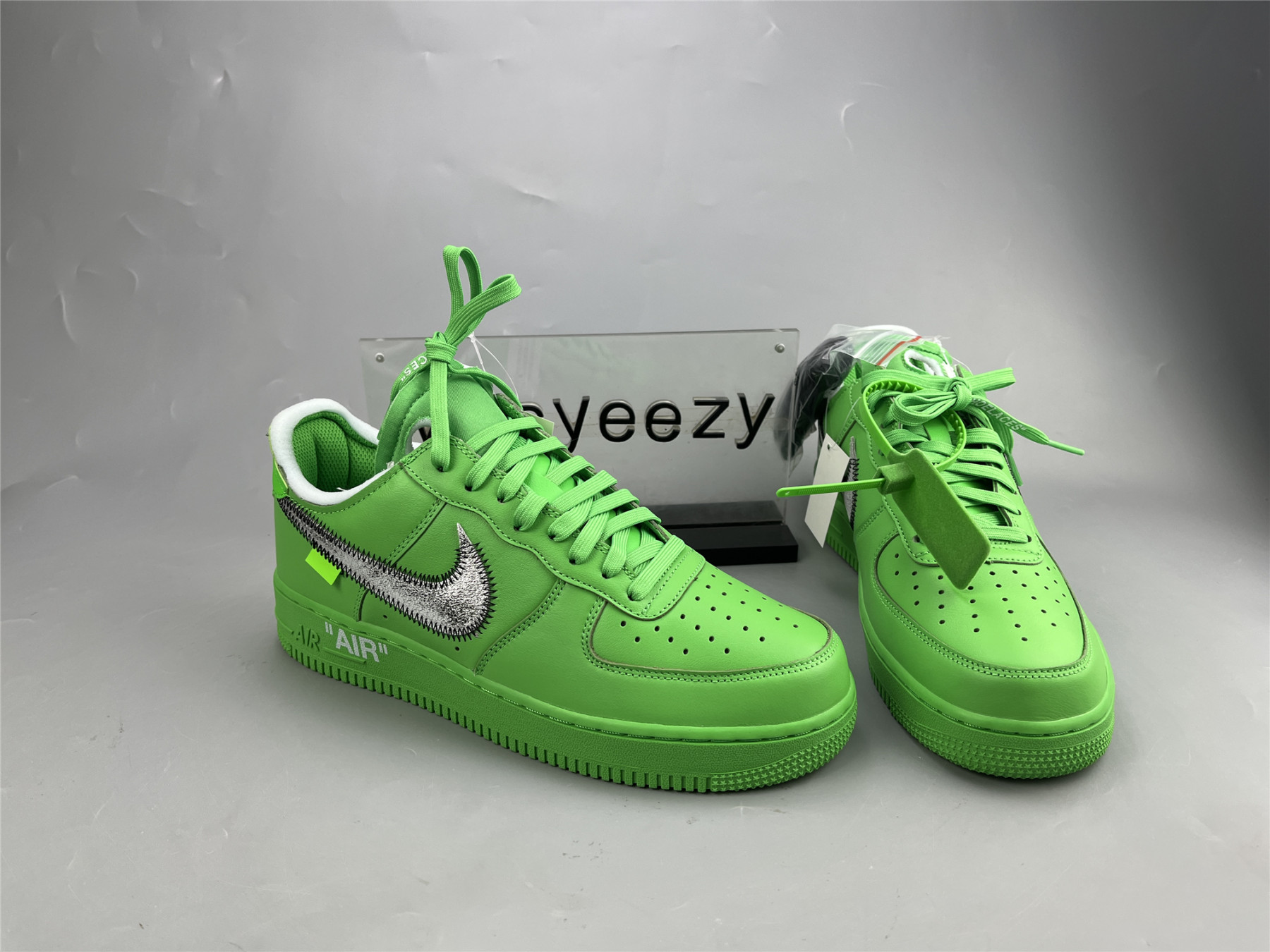 UA NIKE OFF-WHITE X AIR FORCE 1 LOW 