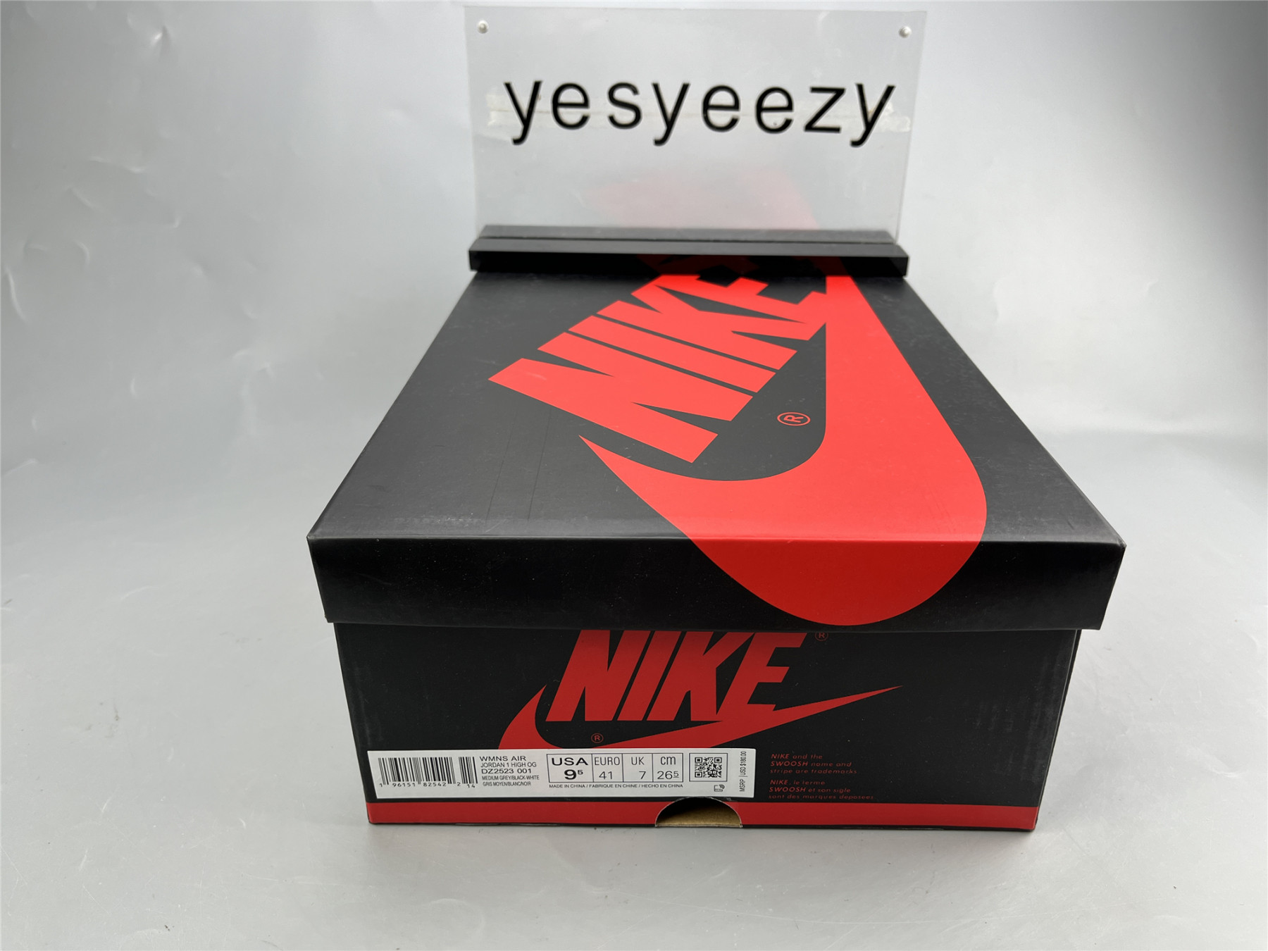 UA WMNS AIR JORDAN 1 RETRO HIGH OG 