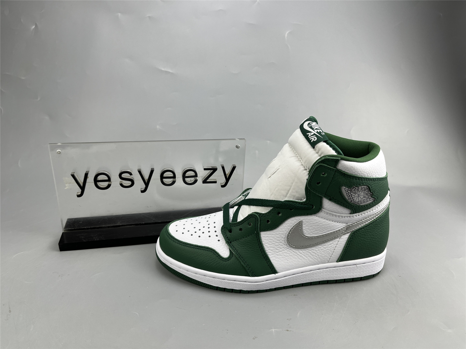 UA AIR JORDAN 1 RETRO HIGH OG 