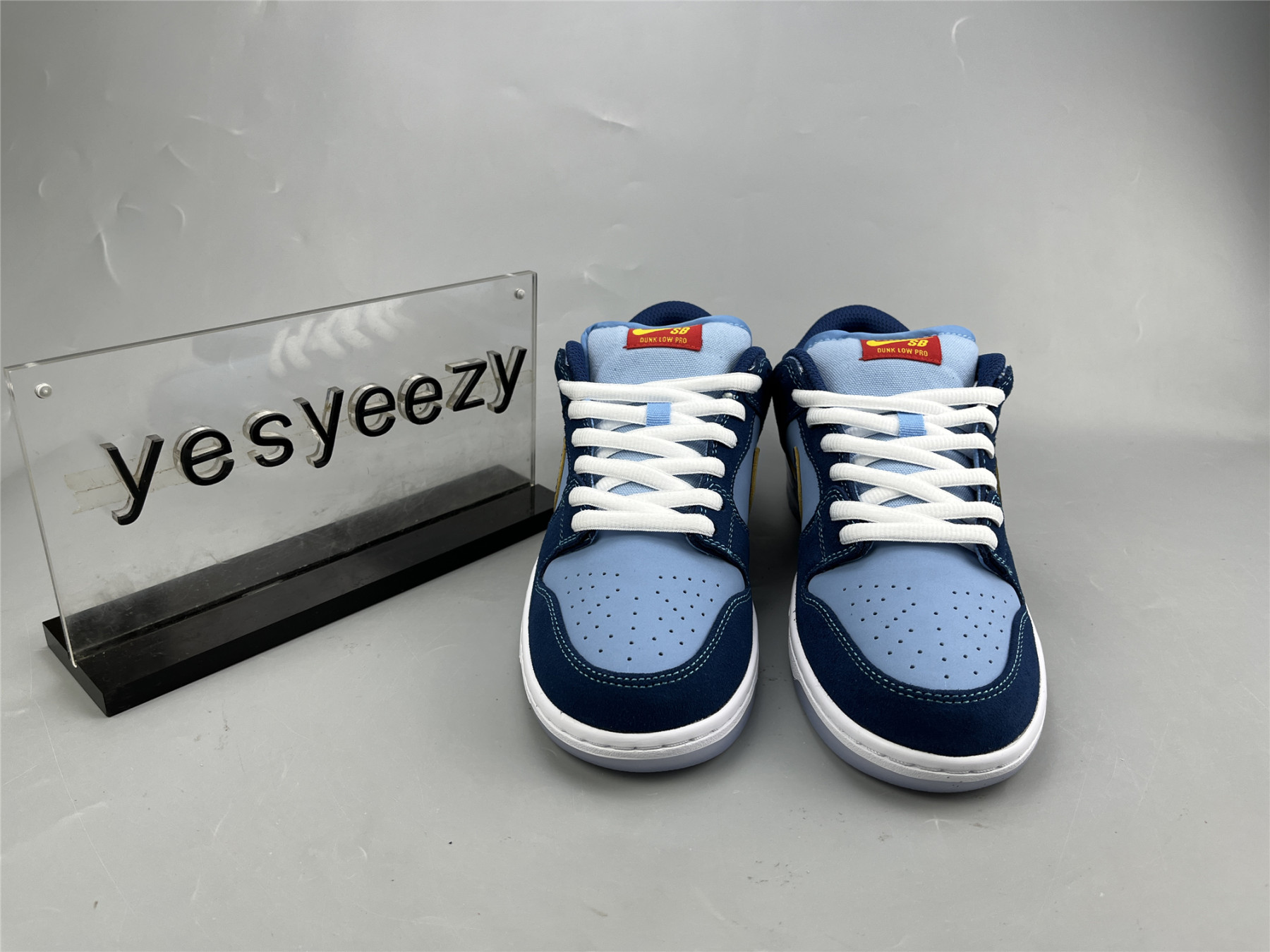 UA WHY SO SAD? X DUNK LOW SB