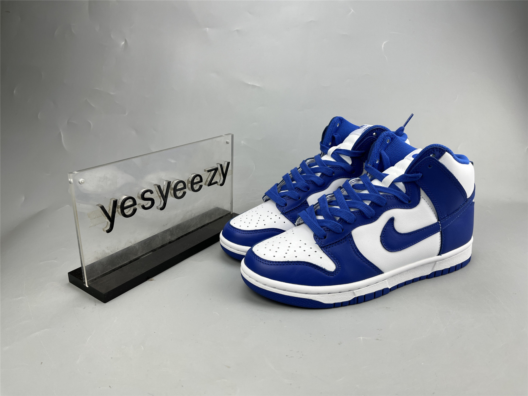 UA NIKE DUNK HIGH