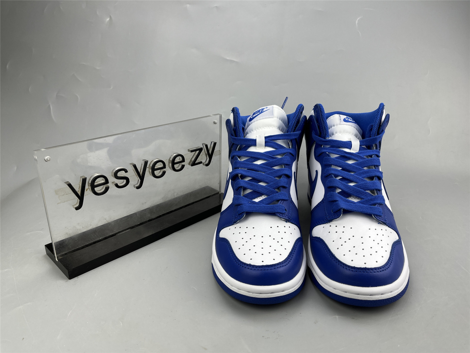 UA NIKE DUNK HIGH