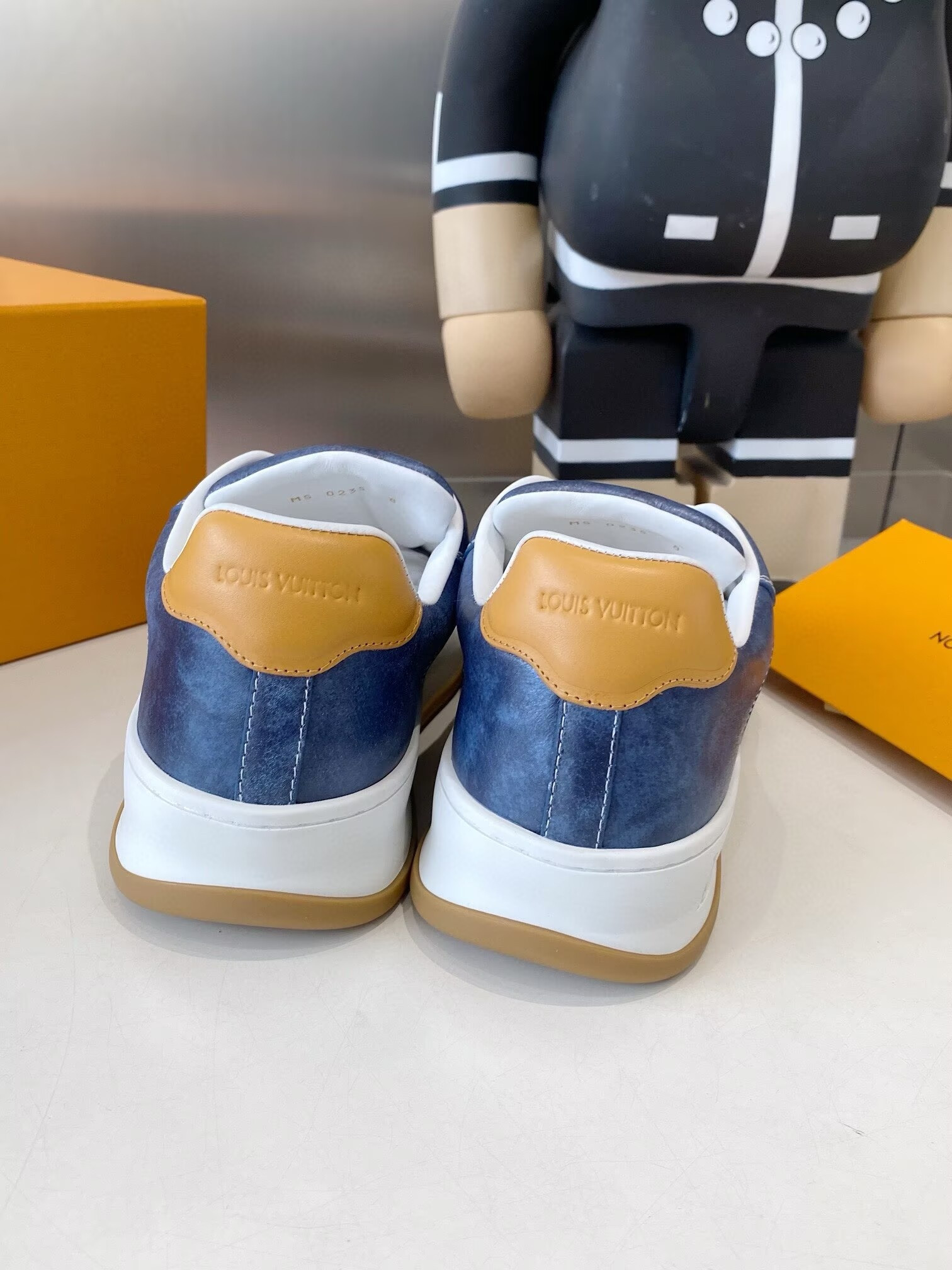 UA LV Tilted Sneaker