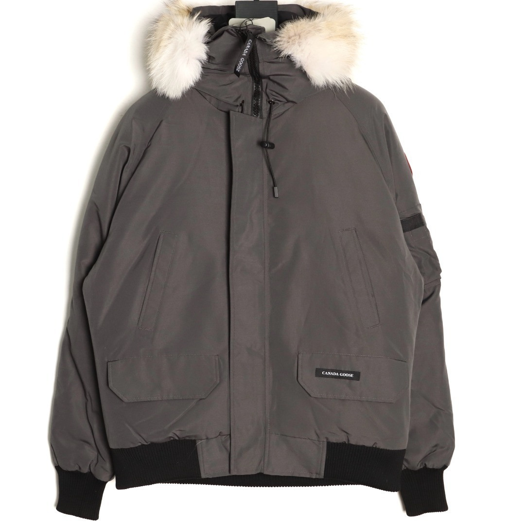 Can*a G00se Short Puffer jacket