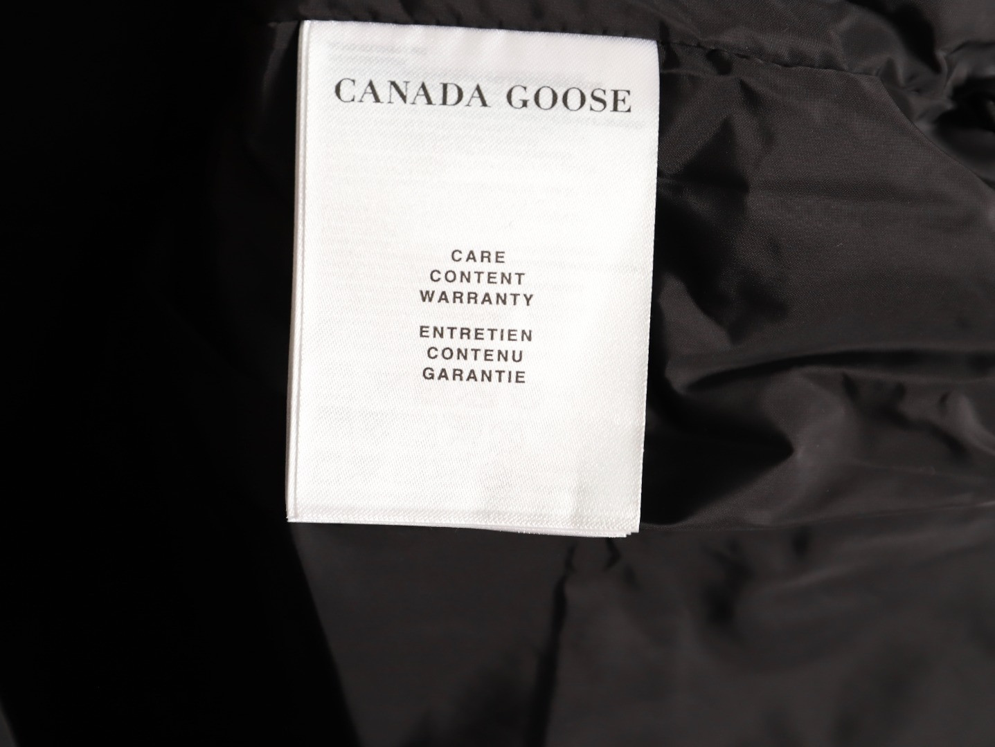 Can*a G00se Puffer Vest