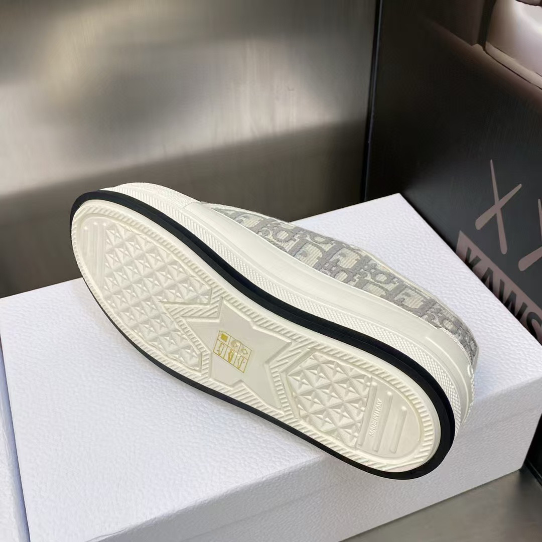 UA D10r Sneaker