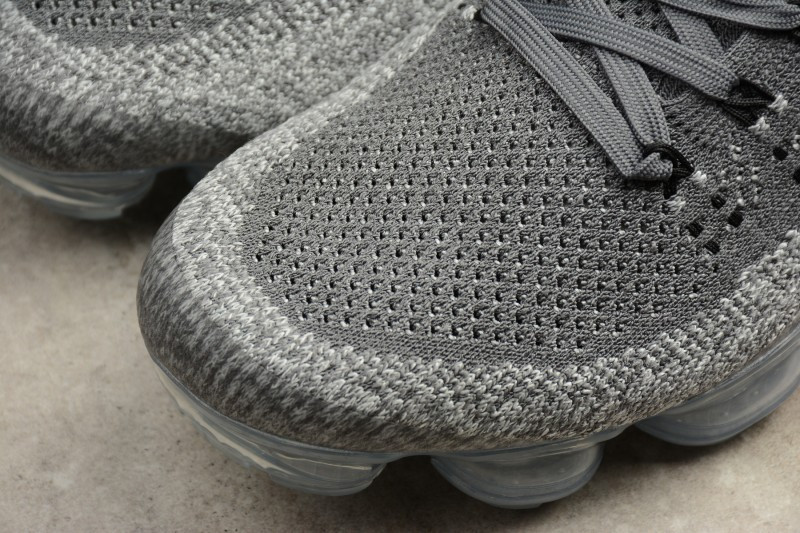 UA Nike Air Vapormax Flyknit "Asphalt Grey"