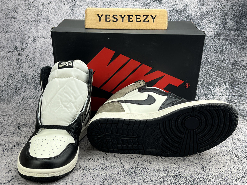 UA AIR JORDAN 1 RETRO HIGH OG 