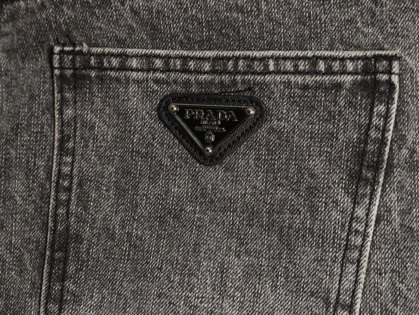Pra*a Jeans