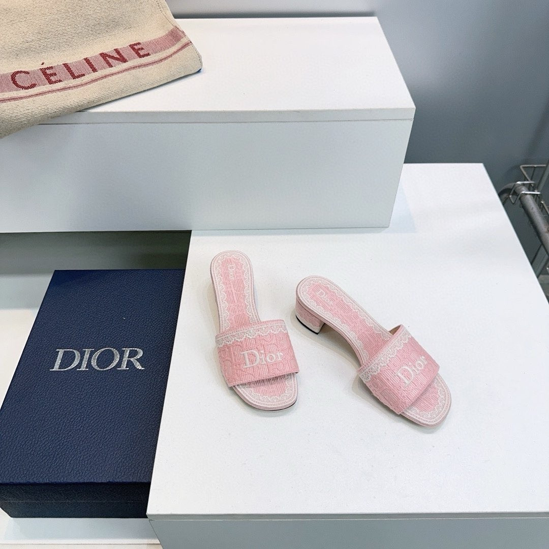 UA D10ramour D10r Dentelle Heeled Slide