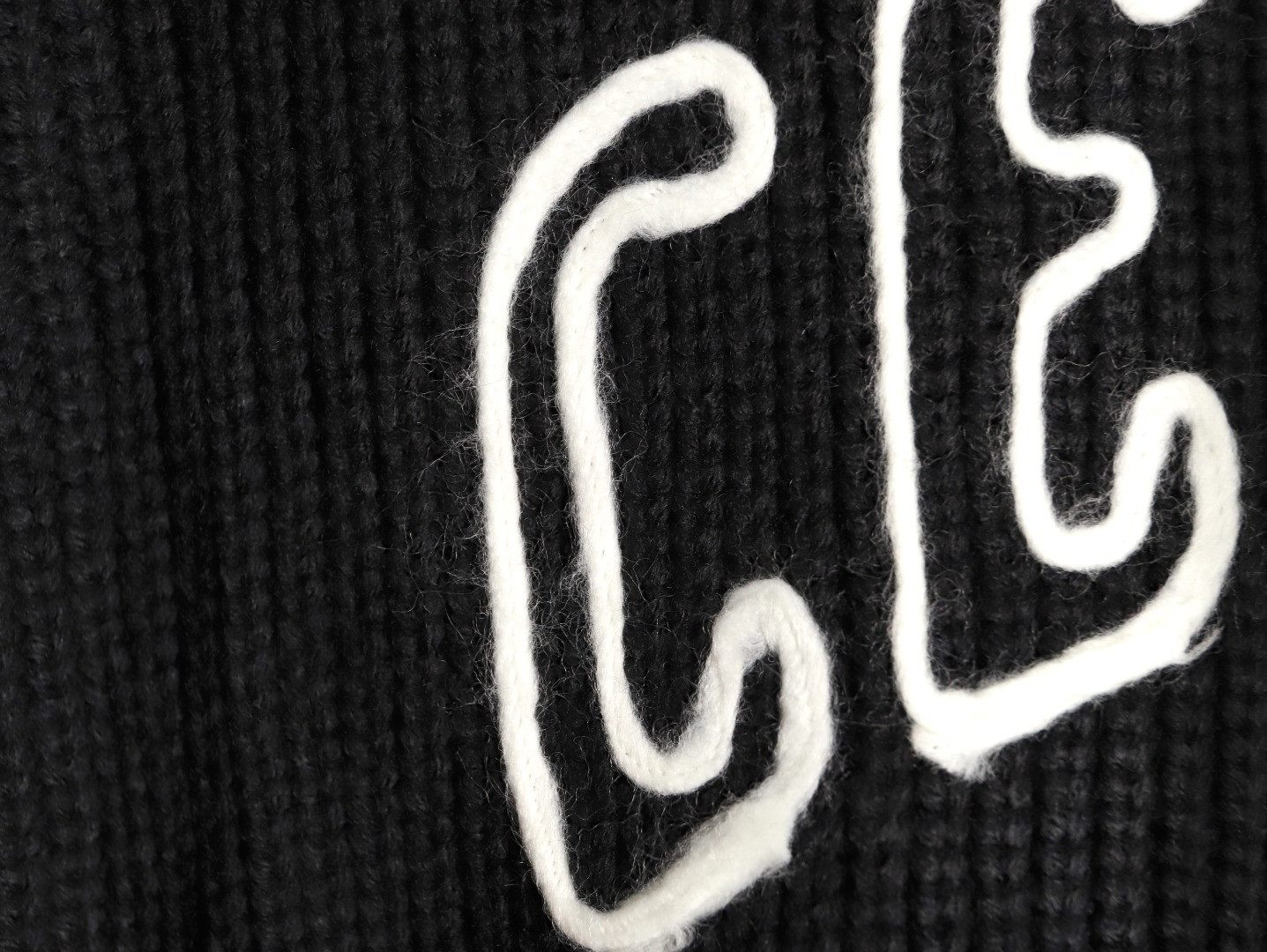 Ce1i*e 24Fw Sweaters