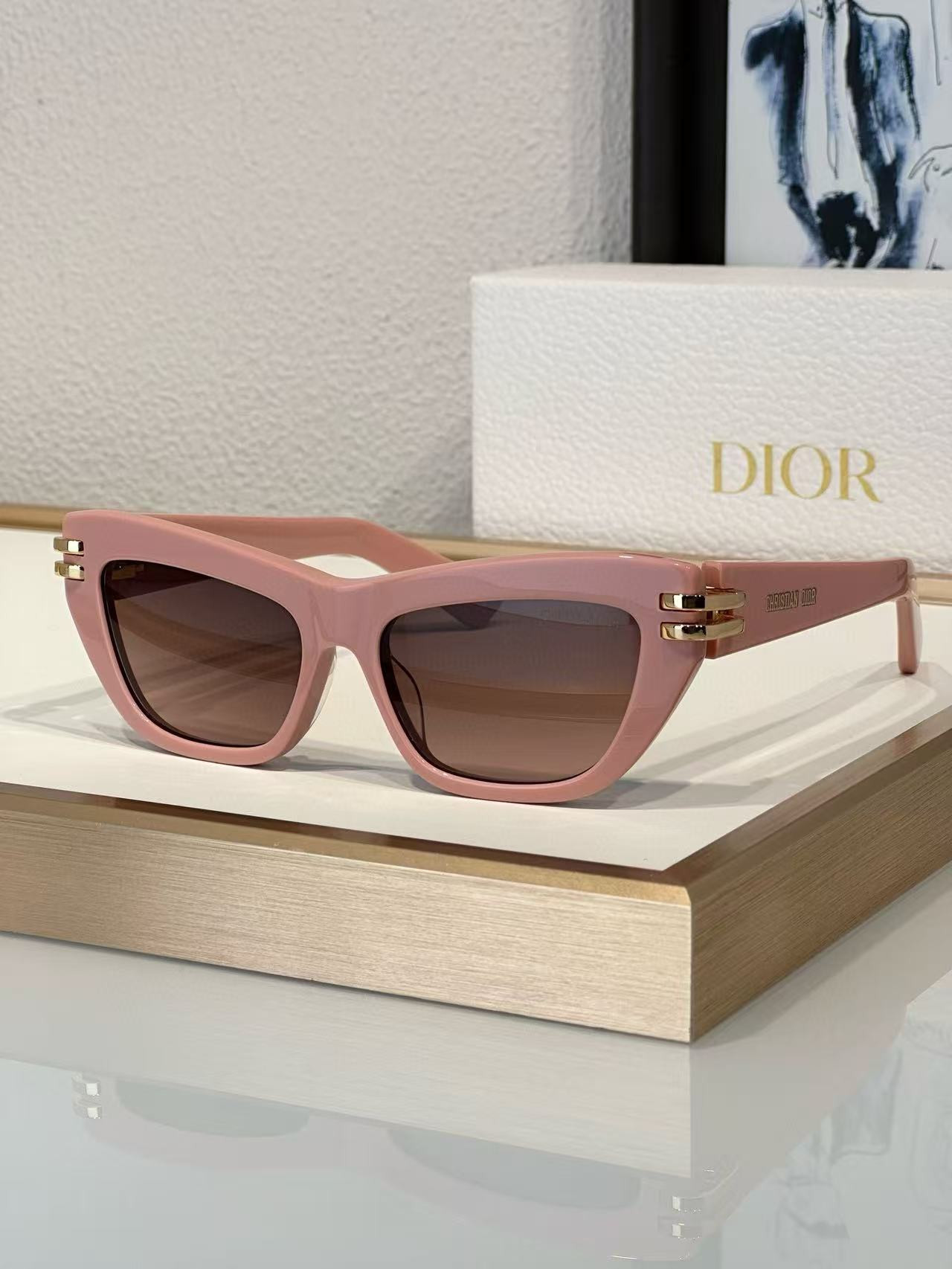 D10r Glasses