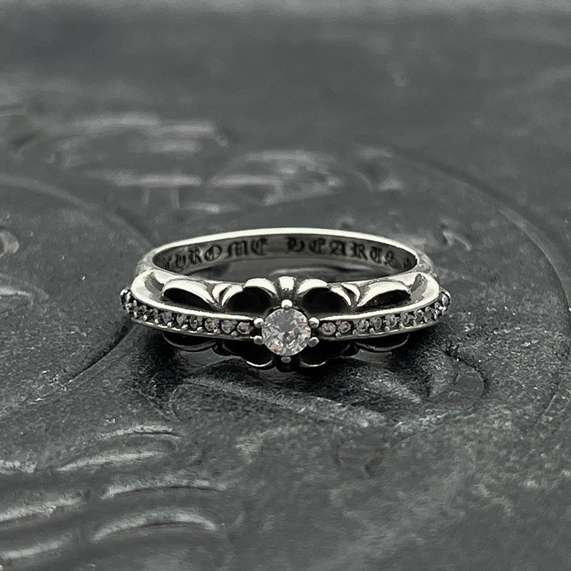 Ch*0me He**ts ring