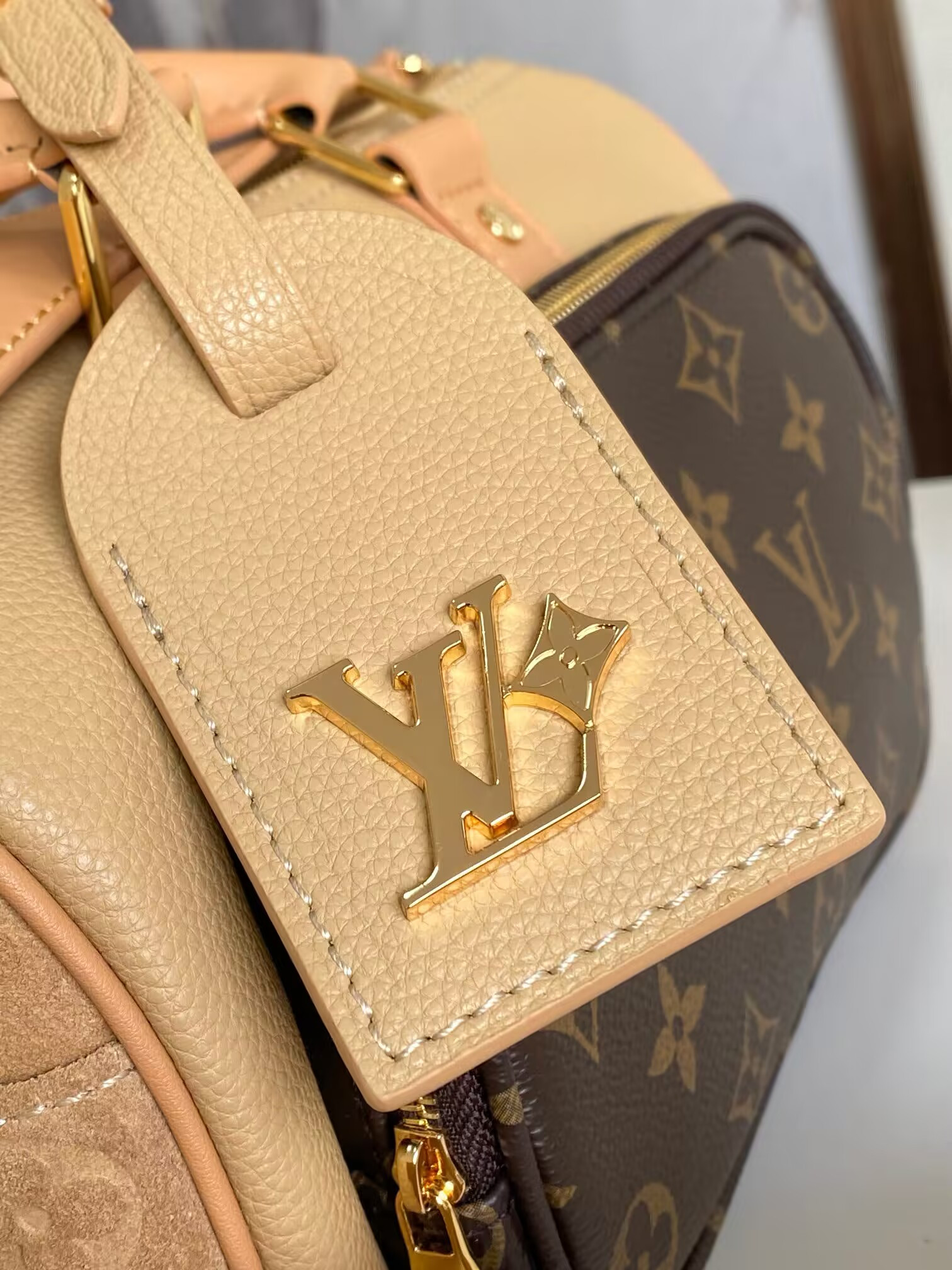 LV Keepall Bandoulière 25 M12627 25x15x11cm