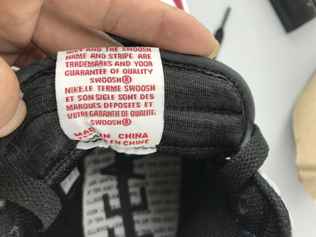 UA AIR JORDAN 1 RETRO HIGH OG 