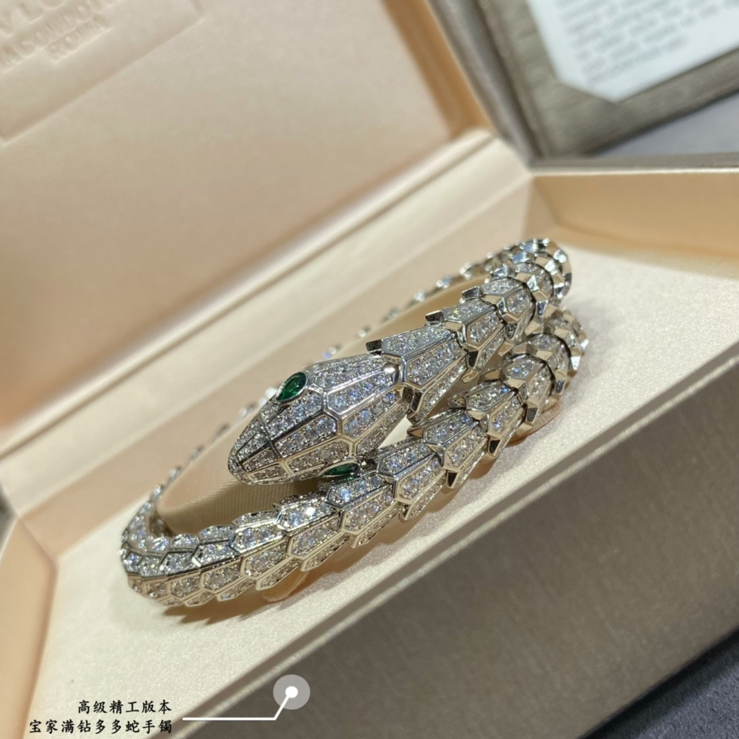 Bv1g*ai Full of snakes Bracelet