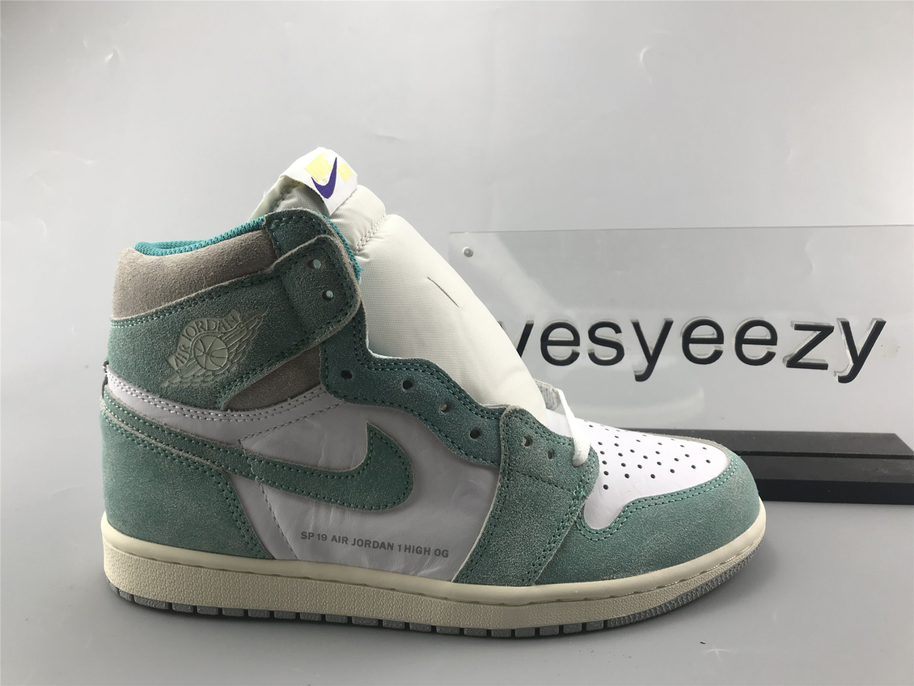 UA AIR JORDAN 1 RETRO HIGH OG "TURBO GREEN"