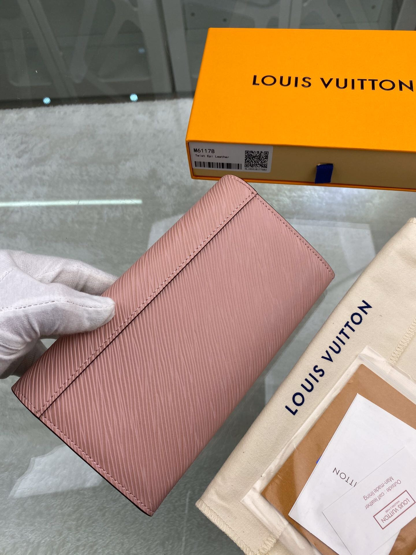 TWIST WALLET M61178