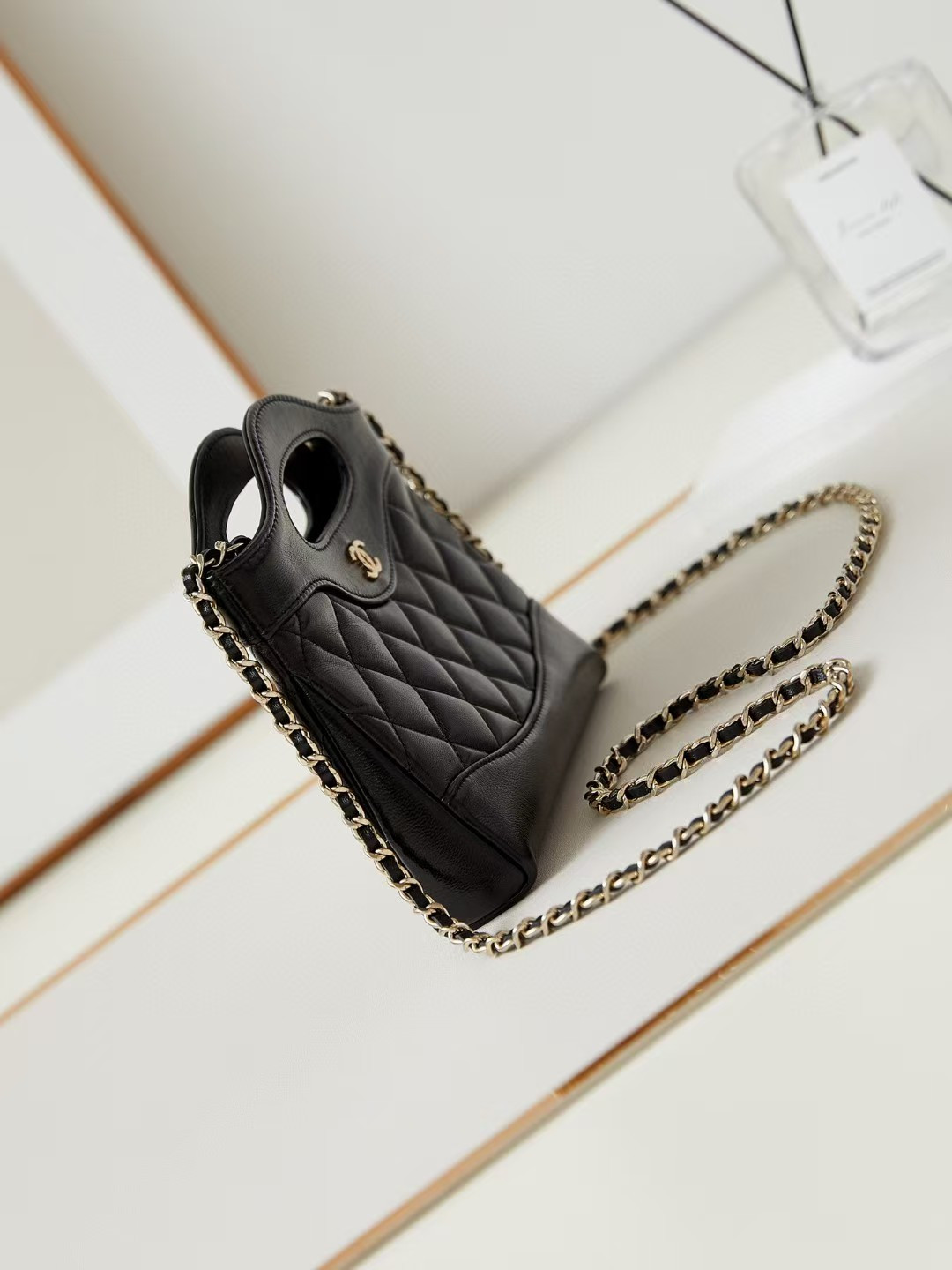 Ch**el 31 Nano Chain Bag Lambskin Gold Tone Metal Black AS3656 17.5x20.5x4cm