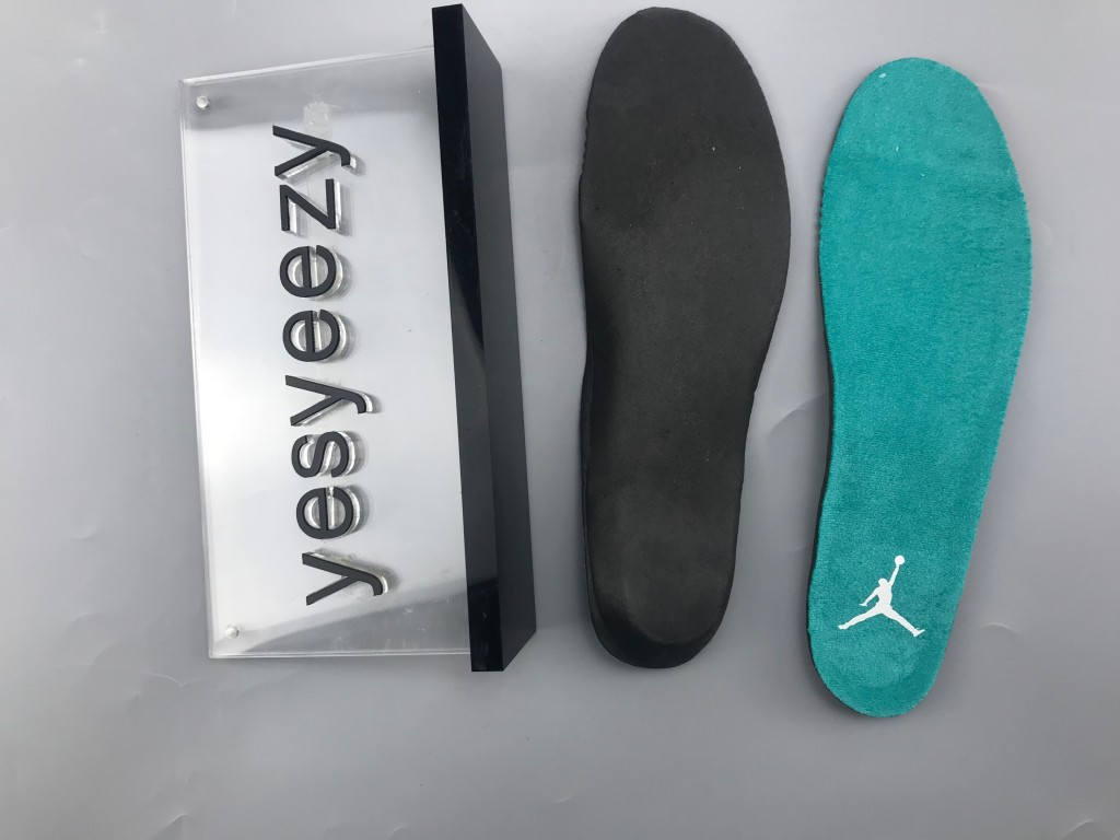 UA AIR JORDAN 5 RETRO ISLAND GREEN