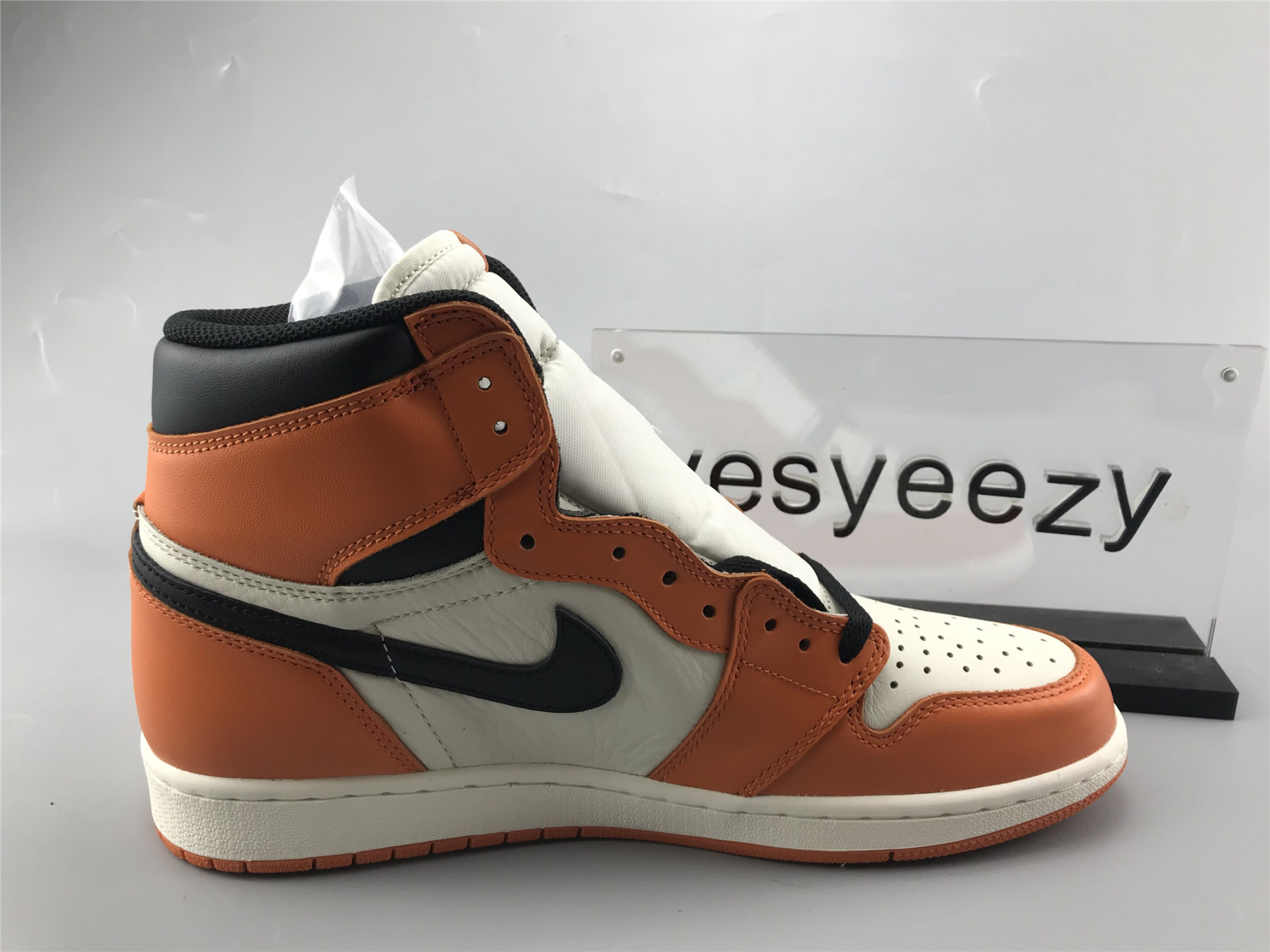 UA AIR JORDAN 1 RETRO HIGH OG "SHATTERED BACKBOARD AWAY"