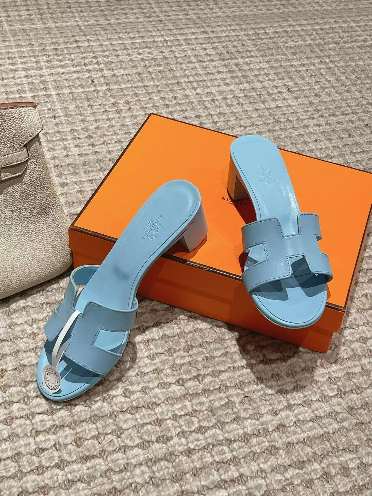 UA H**me5 Oasis Sandal