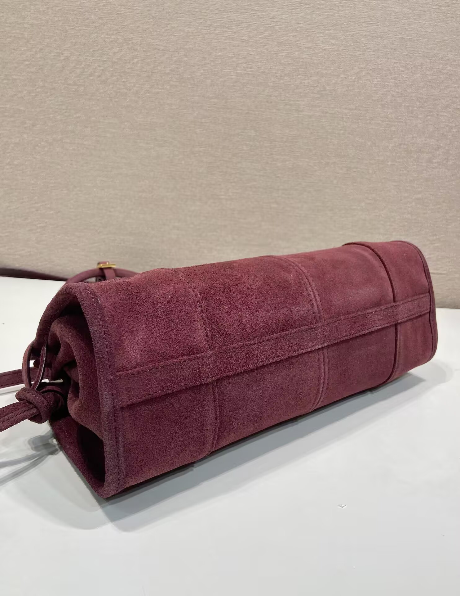 Pra*a Bonnie Medium Handbag 32x15.5x12cm