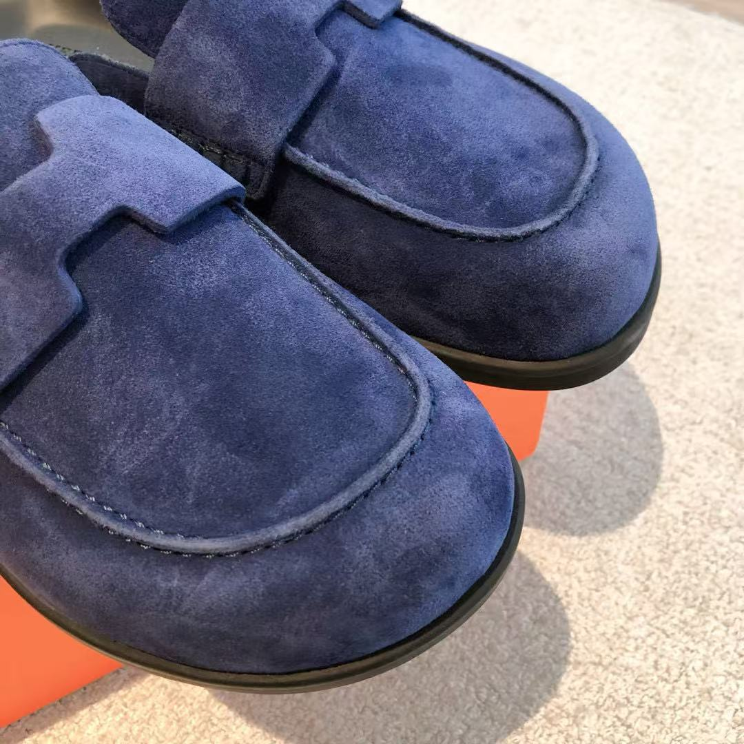 UA H**me5 slippers