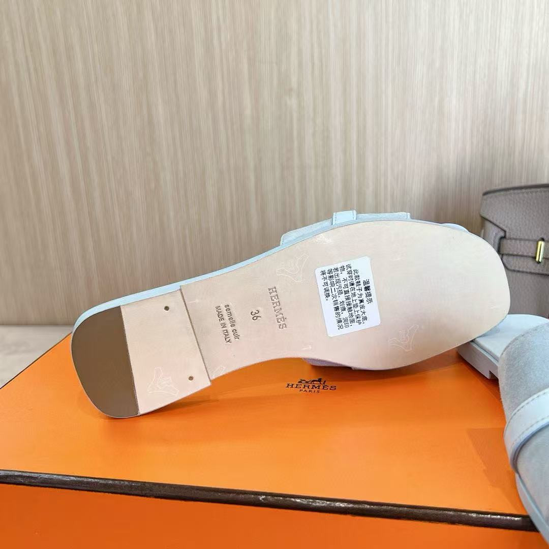 UA H**me5 Giulia sandal