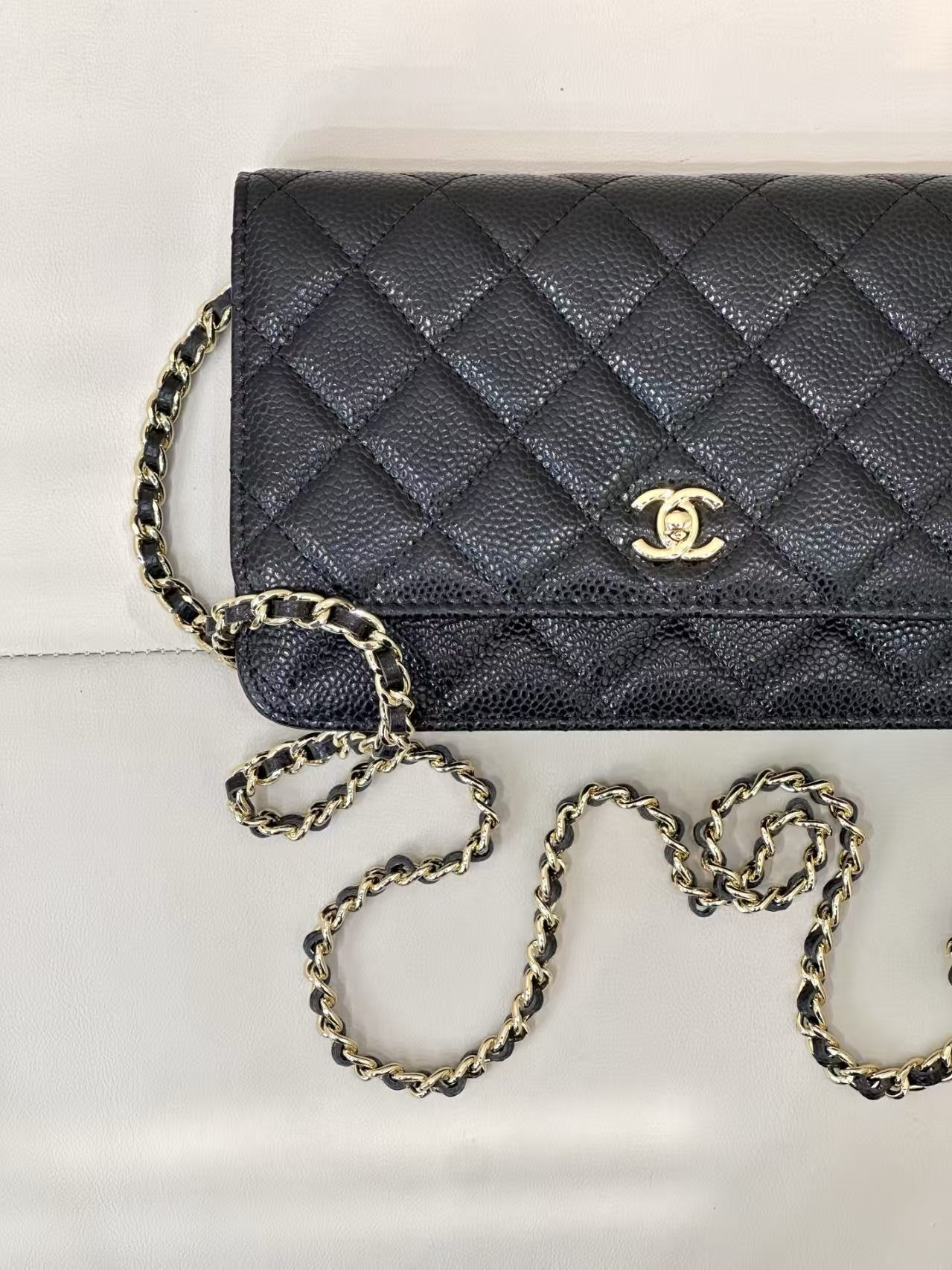 Ch**el WOC CLASSIC WALLET ON CHAIN 13x19cm