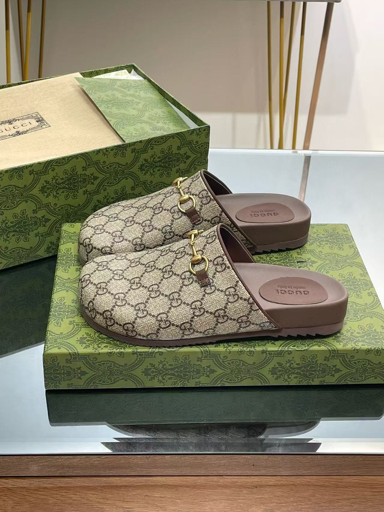 UA Gvc*1 SLIPPER