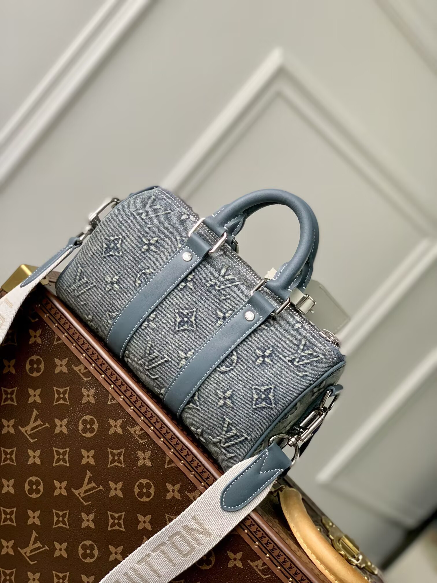 LV Keepall Bandoulière 25 M22762 25 x 15 x 11 cm