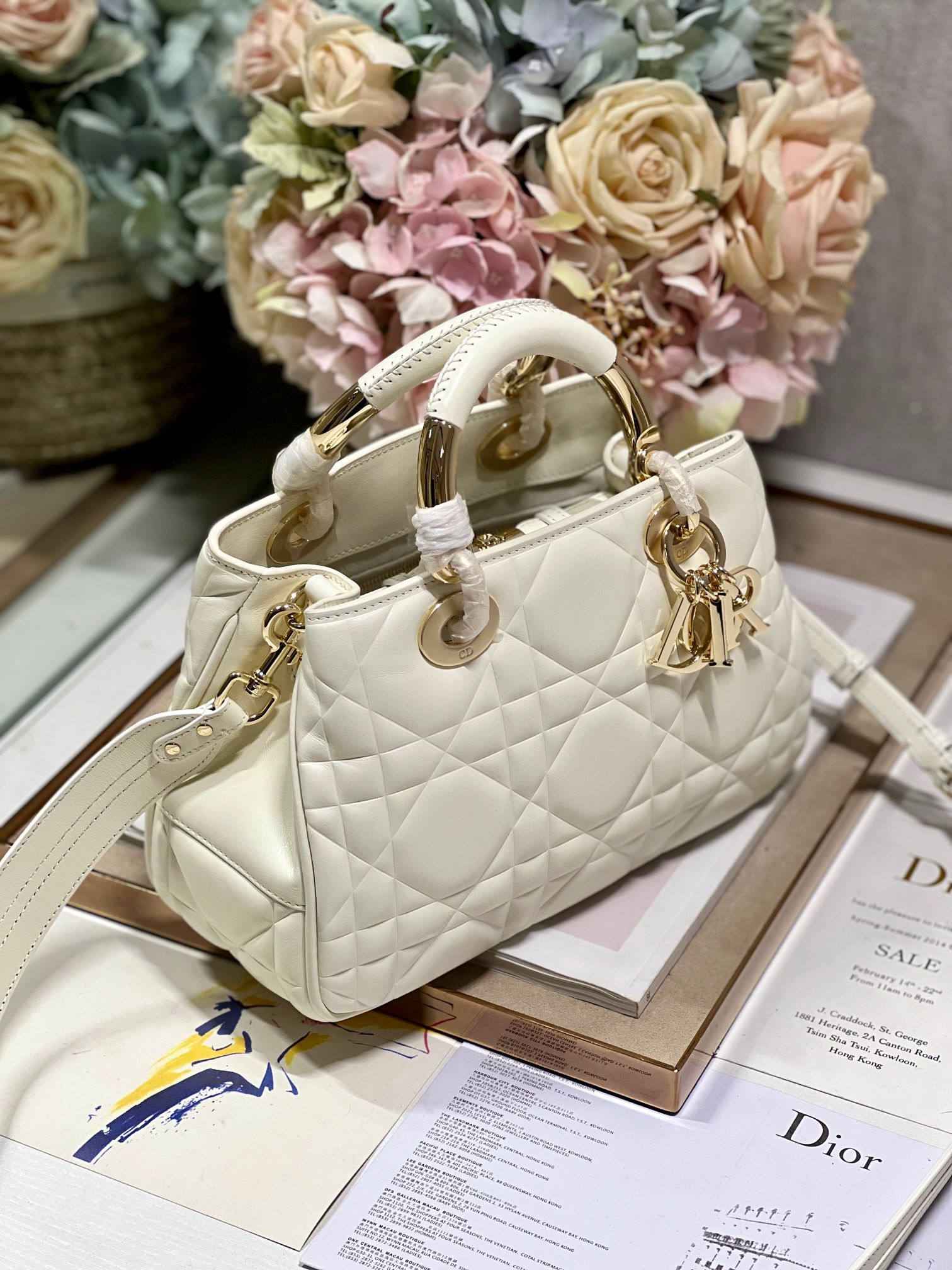 Lady D10r 95•22 24×16.5×9.5cm