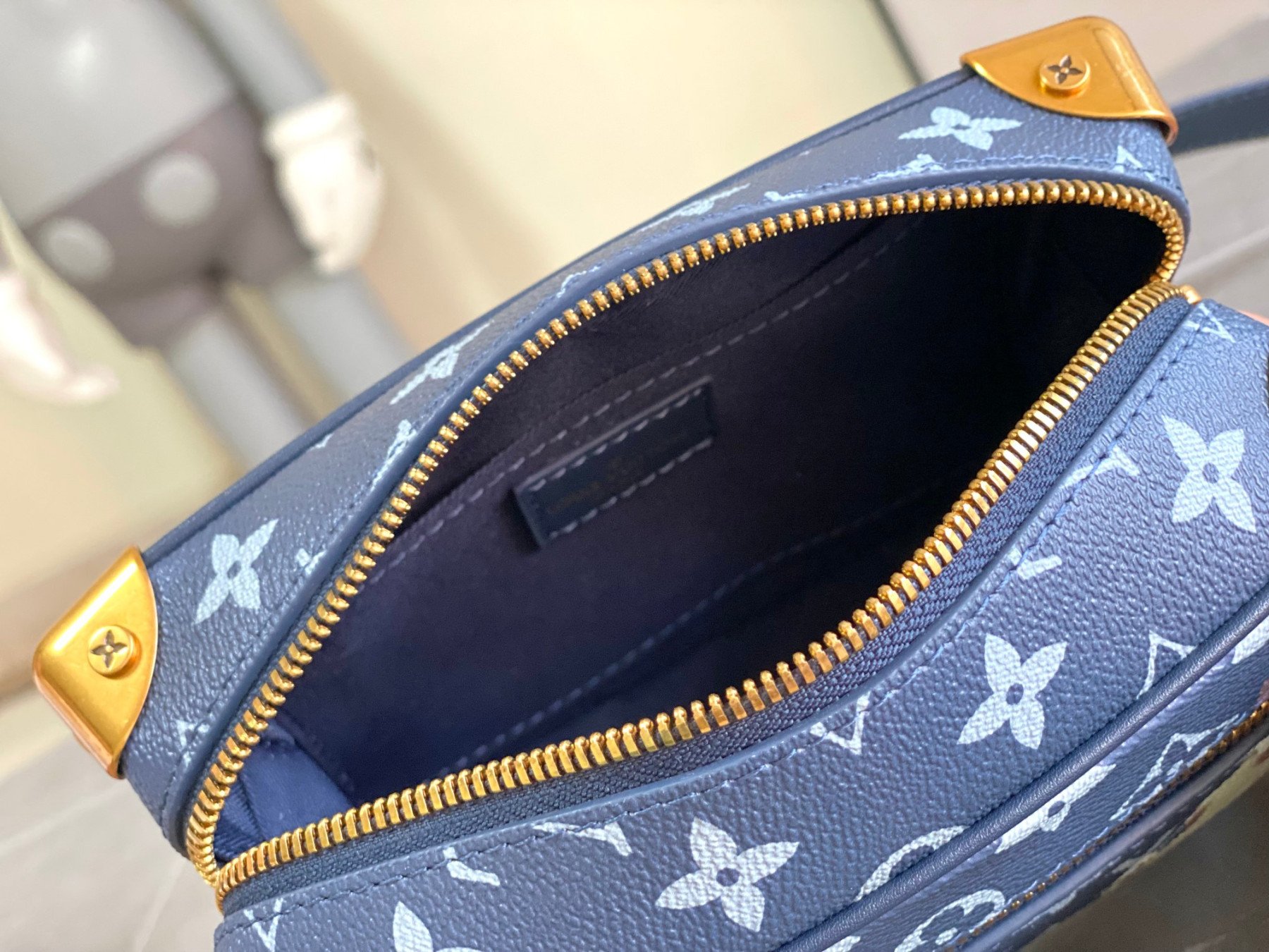 LV Mini Soft Trunk M23731 18.5x13x8cm