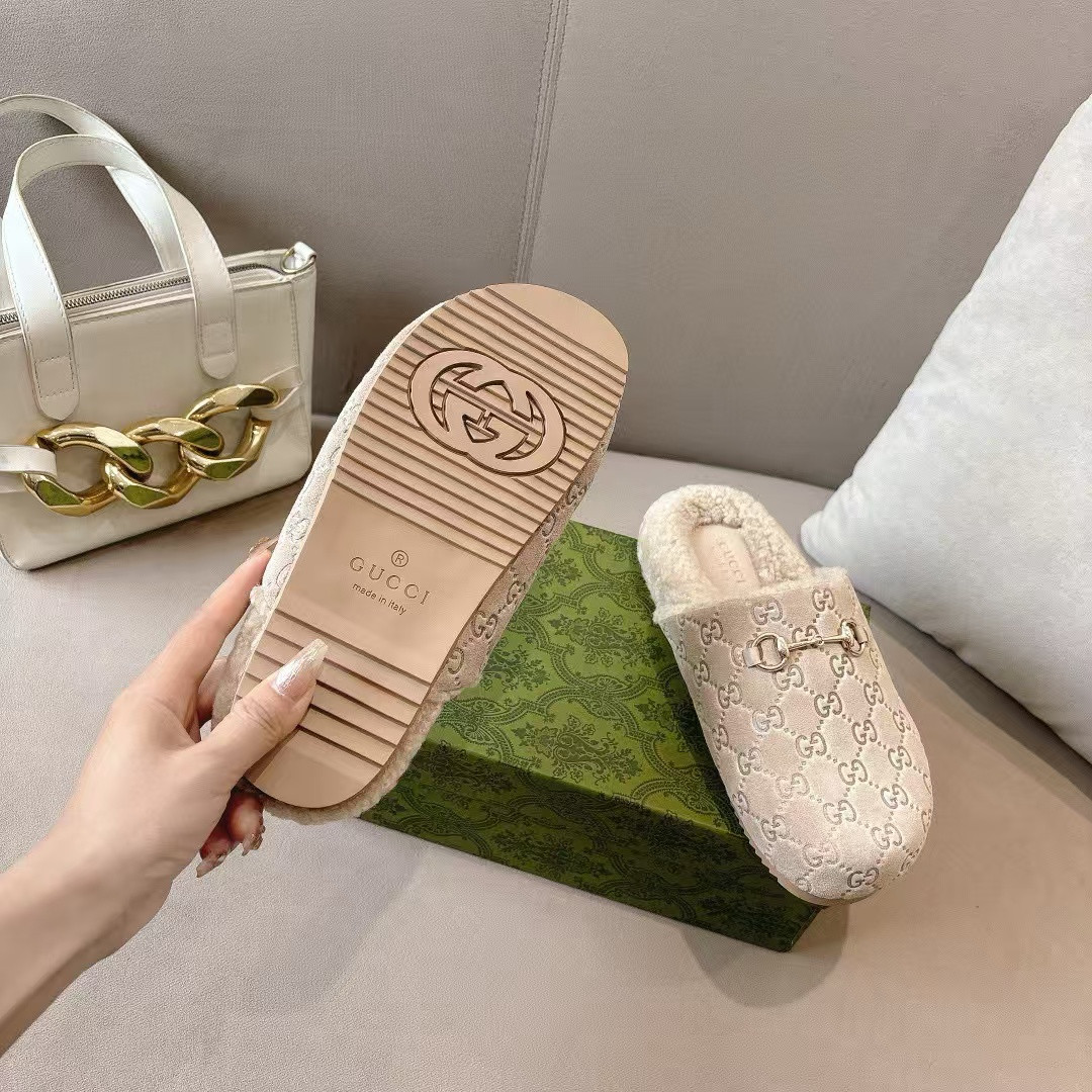 UA Gvc*1 Cotton Slippers